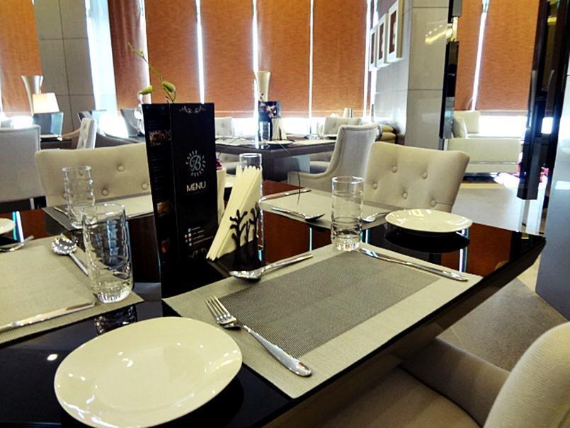 Royal Ambassador - Al Yal Suites Manama Ngoại thất bức ảnh